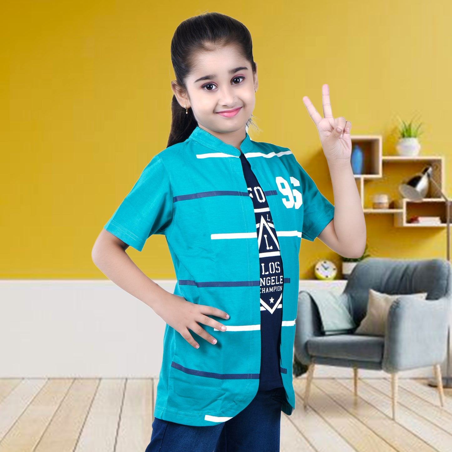 Rama Green /Printed Half Sleeves Pure Cotton Girls T-shirt Attached with Shrug image 2