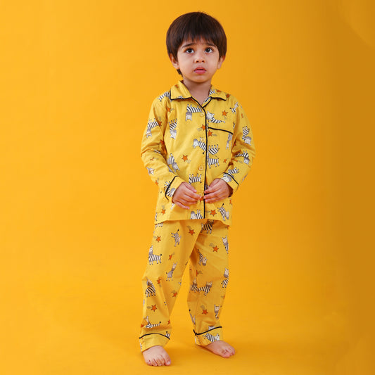 Yellow /Ziraffe Printed Full Sleeves Cotton kids Night Suit Set image 0