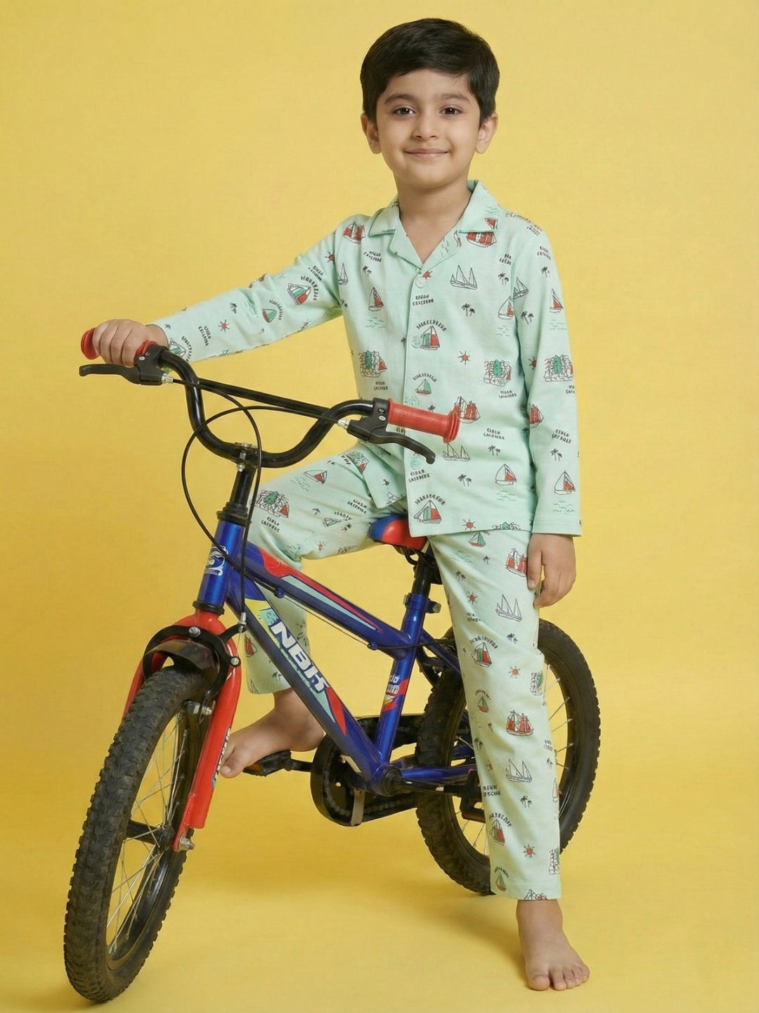 Green Graphic Printed Full Sleeves Nightsuit for Boys